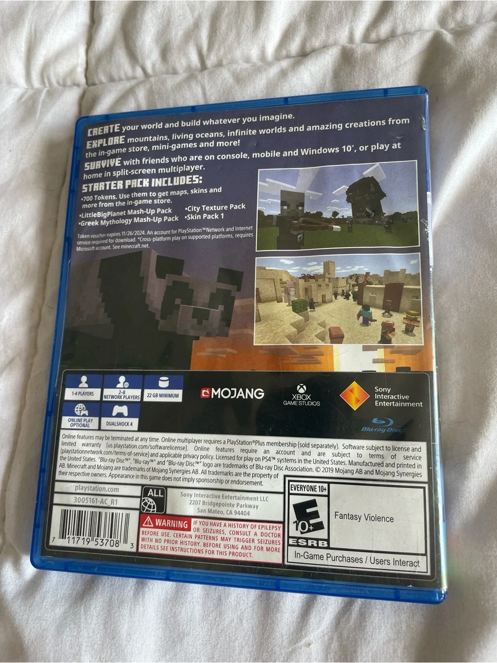 Minecraft Starter Pack (PS4) by Mojang - Blue